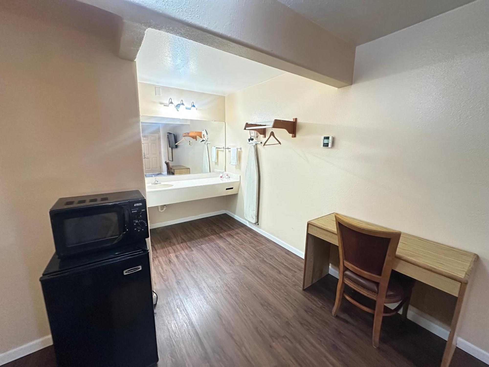 Royal Inn ワトソンビル エクステリア 写真